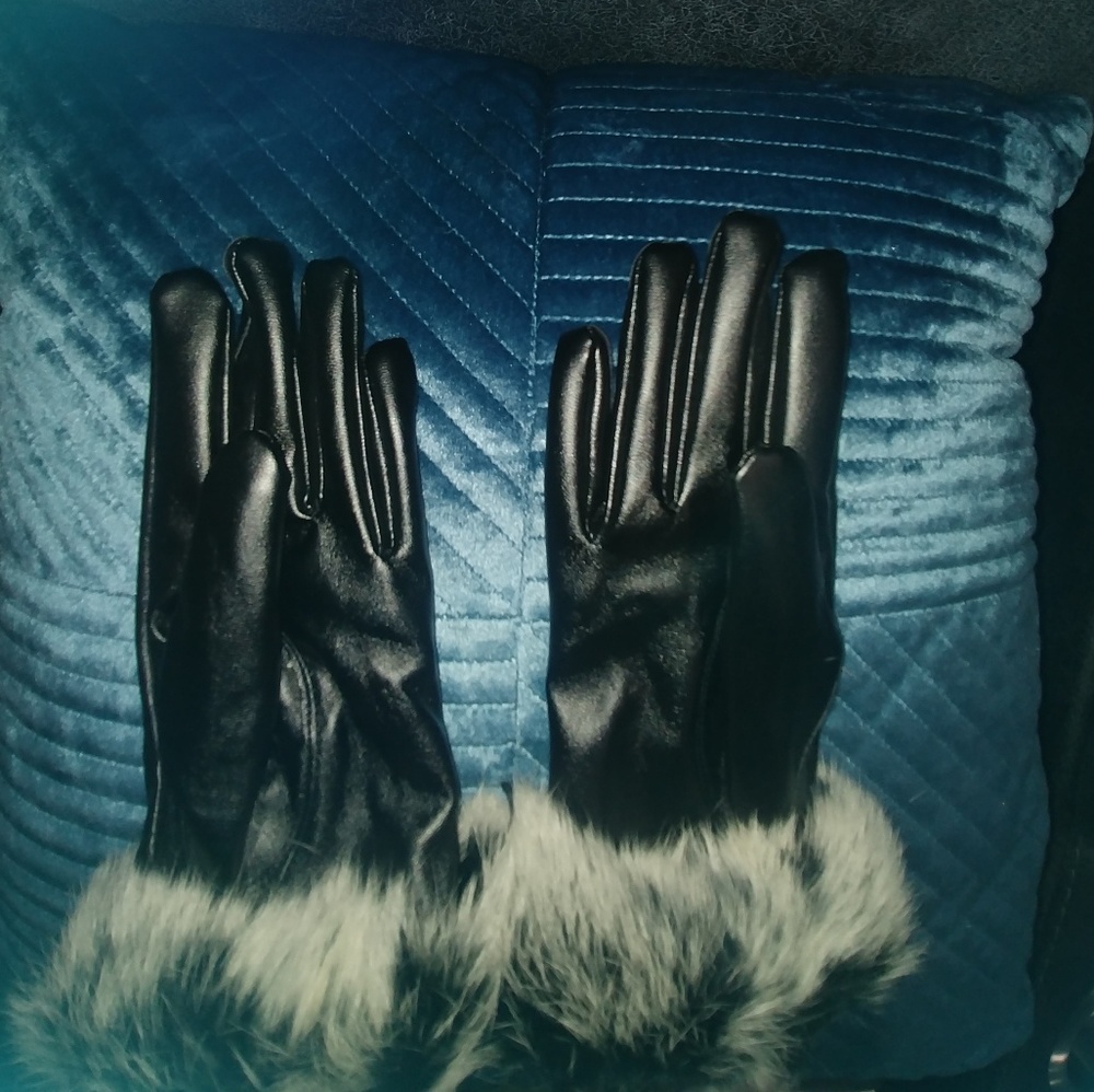 Brand new with tags Leather , rabbit fur Gloves
